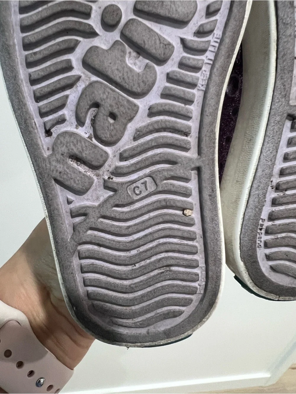 Native Jefferson Kids Slip-On Shoes in sparkling purple